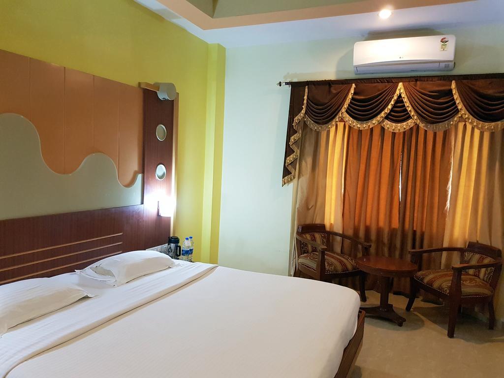 Hotel Shakti International Puri Buitenkant foto